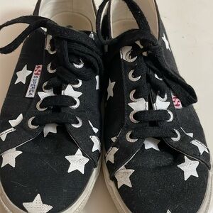 Superga shoes in size 37. Stars on them